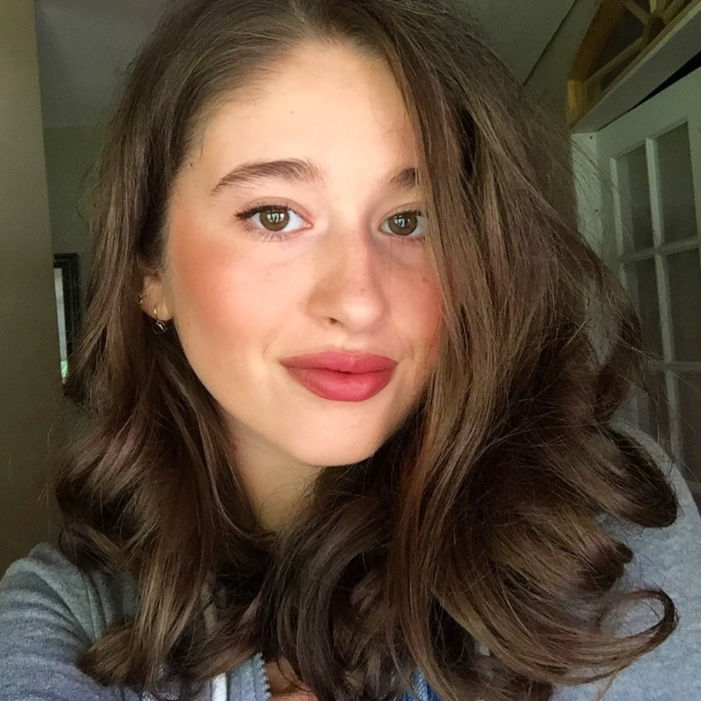 Meet your Posher, Alison